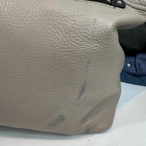 Kate Spade Pebble Leather soft zip top tote stripe interior - Picture 9 of 9